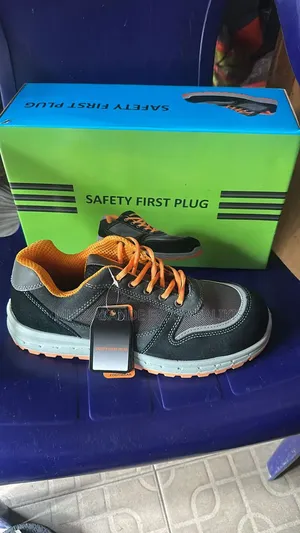 Safety First Plug Safety Boots