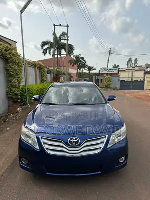 Toyota Camry 2010 Blue