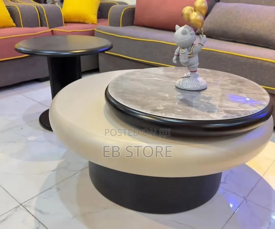 Modern Swivel Table – Sleek Functional Design