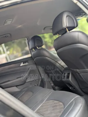 Hyundai Sonata Sport Sedan FWD (2.4L 4cyl 6A) 2016 Black
