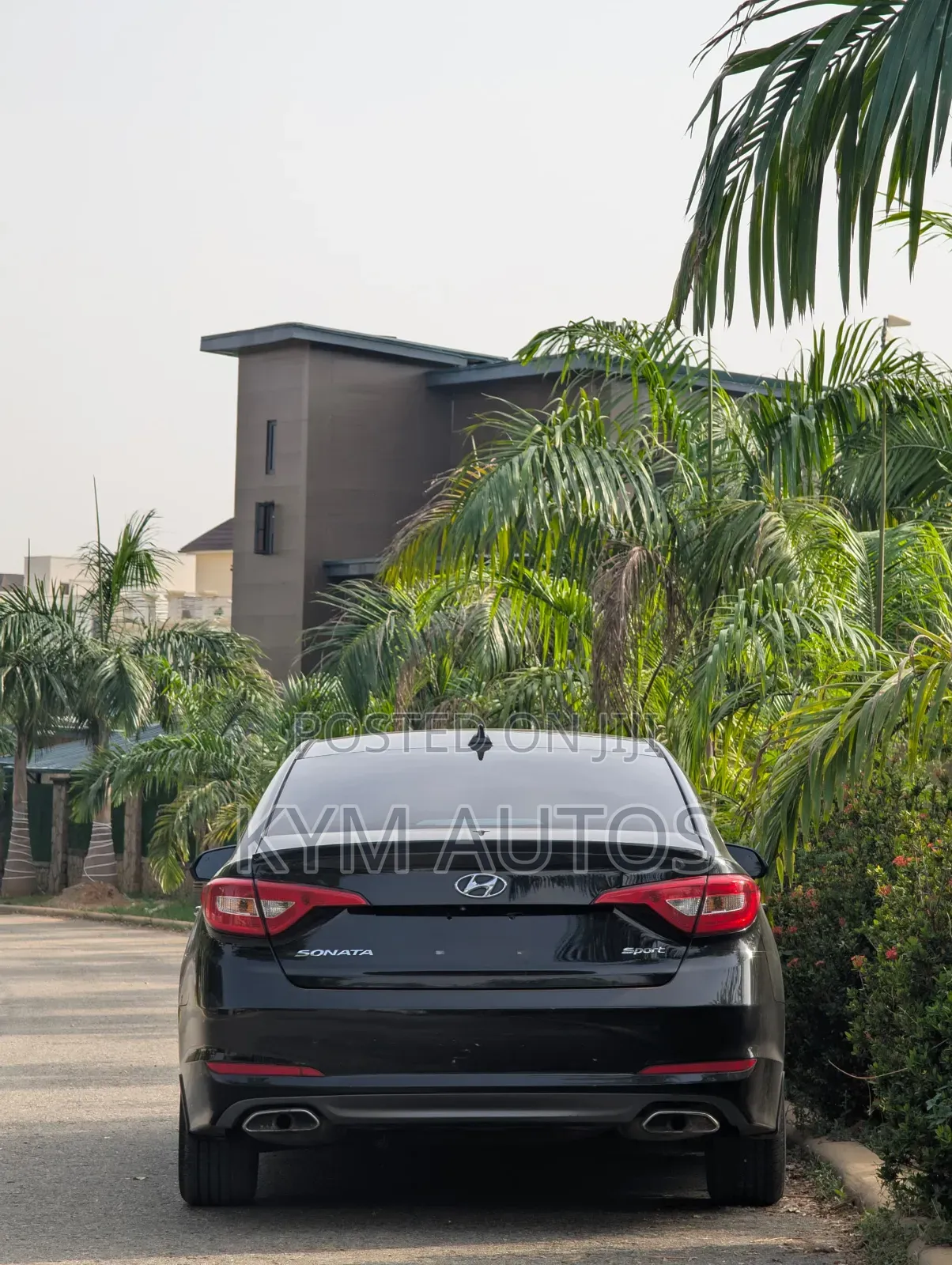 Hyundai Sonata Sport Sedan FWD (2.4L 4cyl 6A) 2016 Black