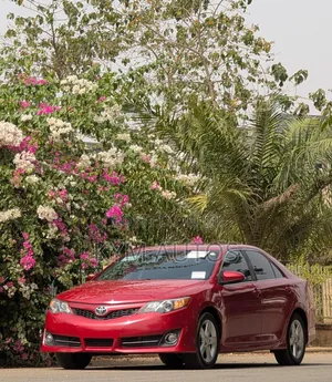 Toyota Camry SE 4dr Sedan (3.5L 6cyl 6A) 2014 Red