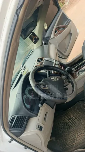 Toyota Camry 2.4 SE 2008 White