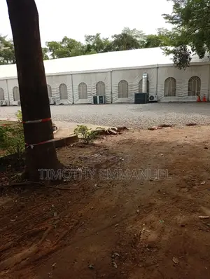 800 Capacity Event Center