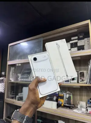 Apple iPhone Air 256 GB White