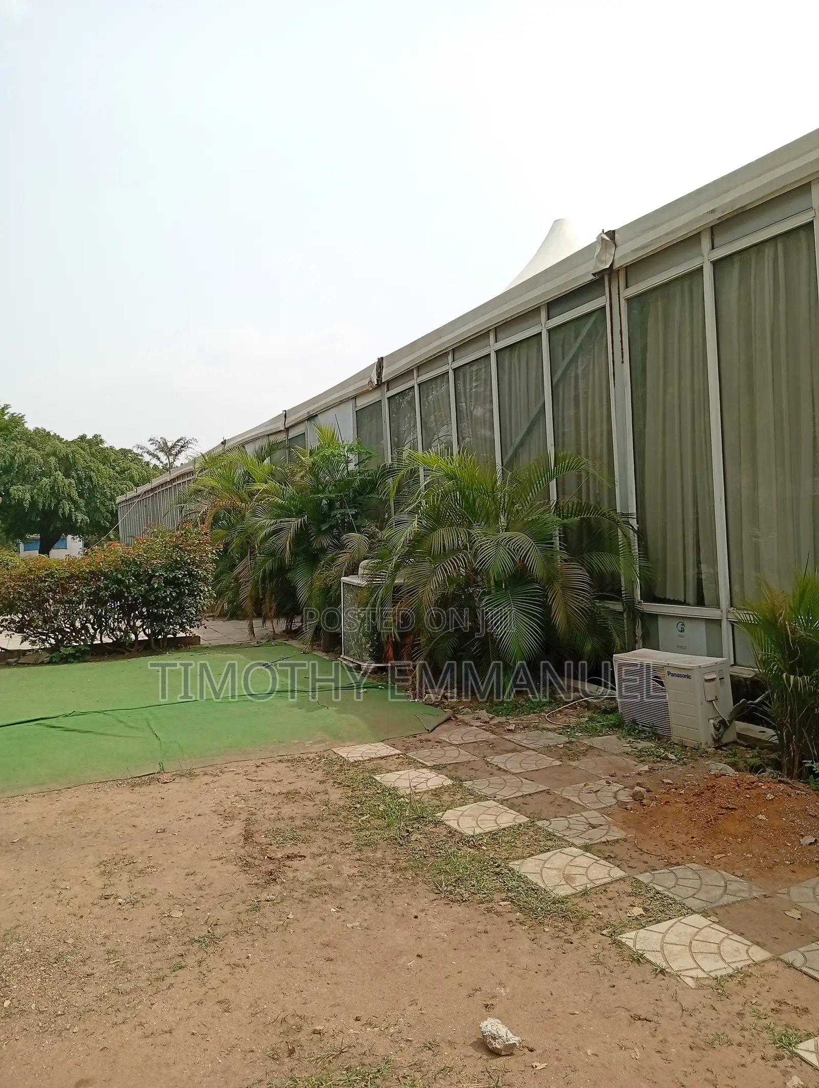 800 Capacity Event Center