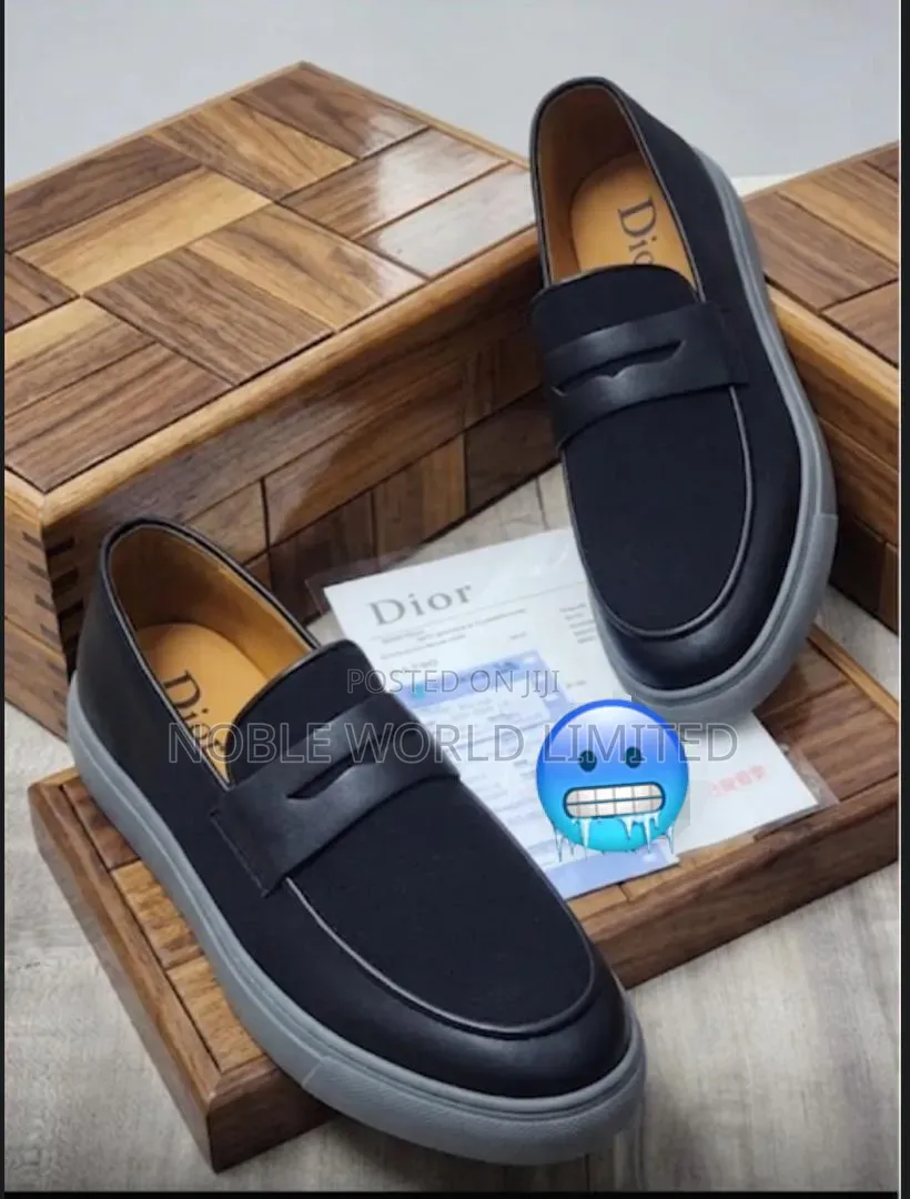 Dior Solid Loafers Kam 6v