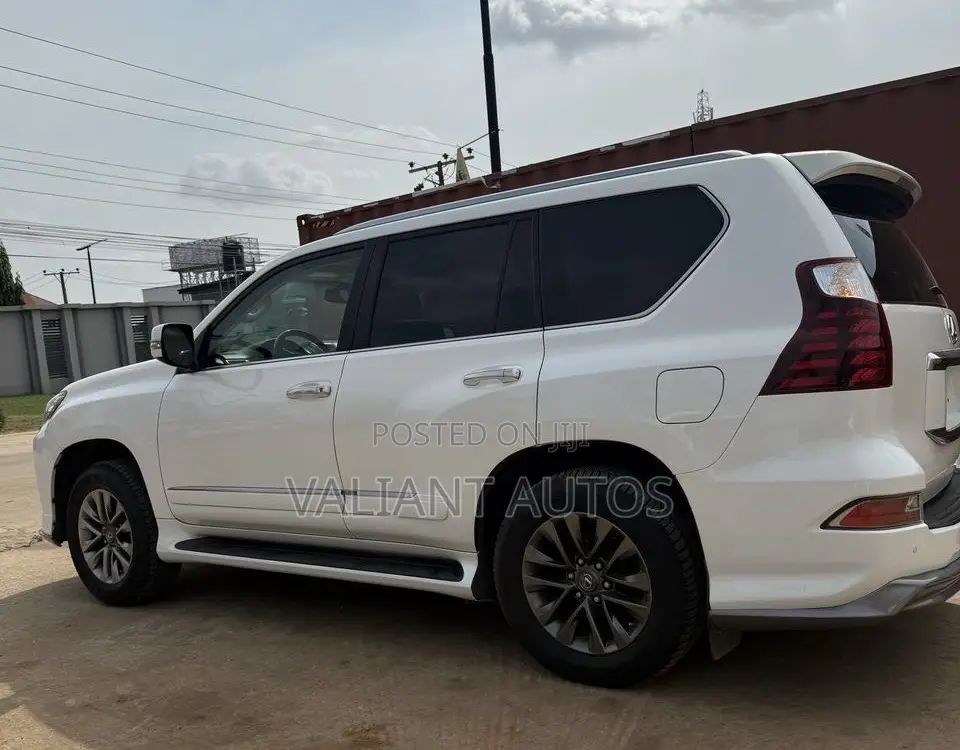 Lexus GX 2017 White