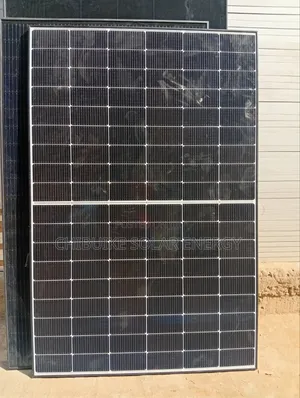 Trina 550w Solar Panel