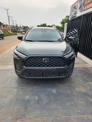 Toyota Corolla Cross LE 2025 Green