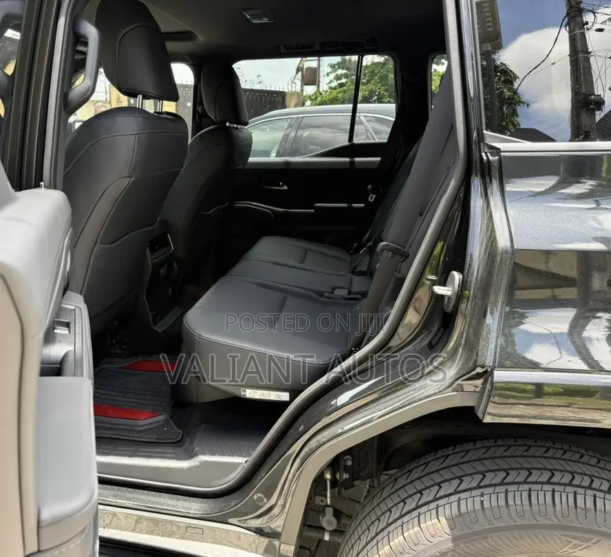 New Lexus GX 2025 Black