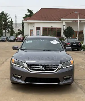 Honda Accord EX-L V-6 4dr Sedan FWD (3.5L 6cyl 6A) 2013 Gray