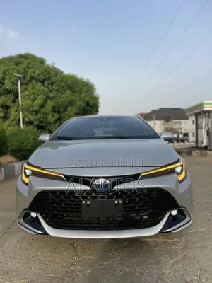 Toyota Corolla XSE 2024 Silver