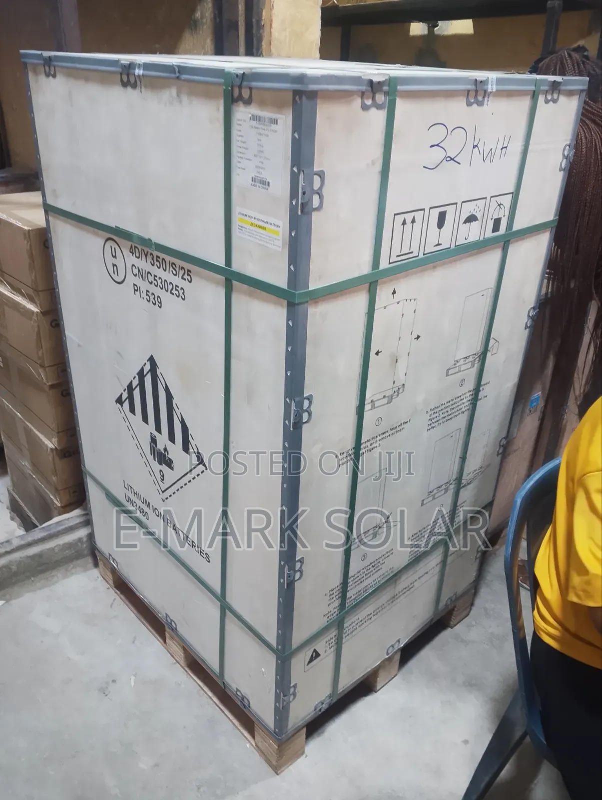 32kwh 48v Lithium Battery 
Ultimate Power Solution for Homes