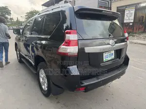 Toyota Land Cruiser Prado 2015 Black