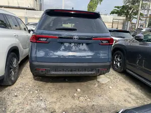 Toyota Grand Highlander Platinum AWD 2024 Teal