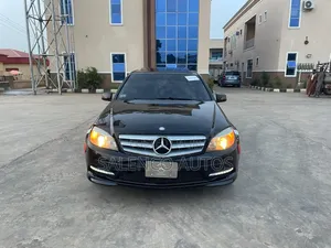 Mercedes-Benz C300 2010 Black