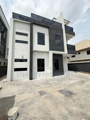 5bdrm Duplex in Omole for sale