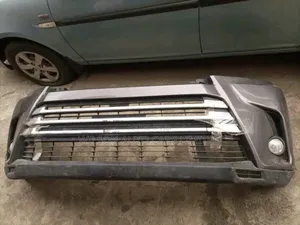 Complete Front Bumper Highlander 2017/2018 Model