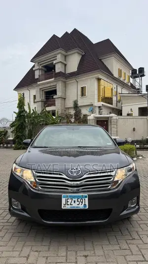 Toyota Venza V6 2009 Gray