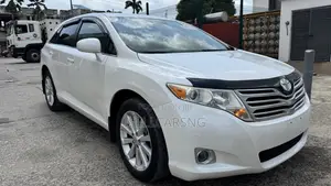 Toyota Venza LE 2012 White