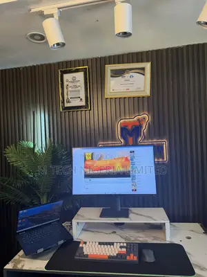 27” Uhd Dell Frameless Ips Monitor