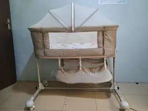 Baby Next to Me Bassinet