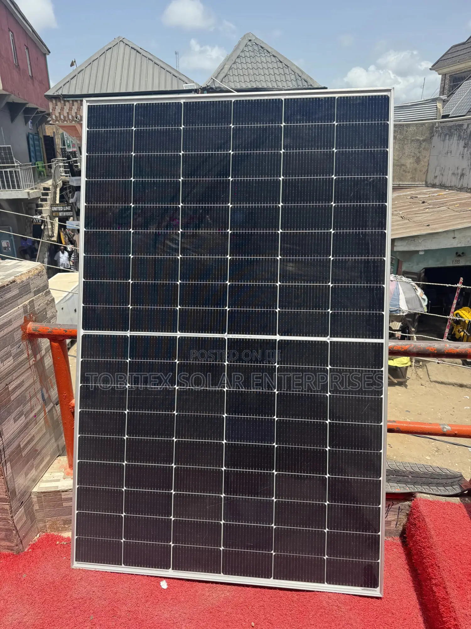550watts Jinko Solar Panels
