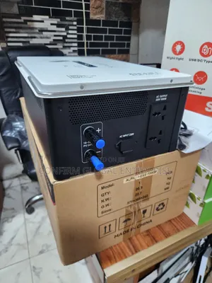 2000wh + 1000w Sako All in One Solar Generator With 600w Solar Panel