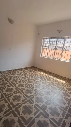 Mini Flat in Salem, Ikate for rent