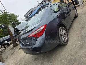Toyota Corolla LE Eco Premium 4dr Sedan (1.8L 4cyl CVT) 2015 Gray