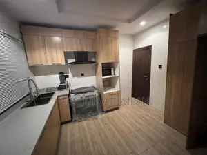 3 Bedrooms Yaba Alagomeji