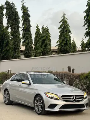 Mercedes-Benz C300 2020 Silver