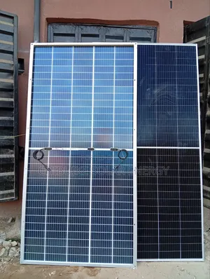 Trina 650w Solar Panels
