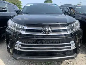 Toyota Highlander Limited 4x4 V6 (3.5L 6cyl 8A) 2017 Black
