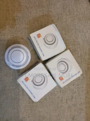 Tuya Wifi Smart Smoke Detector Alarm Fire Protection
