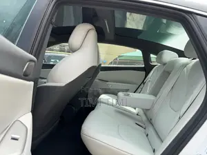 New Arcfox alphaS5 530hp AWD 2025 White