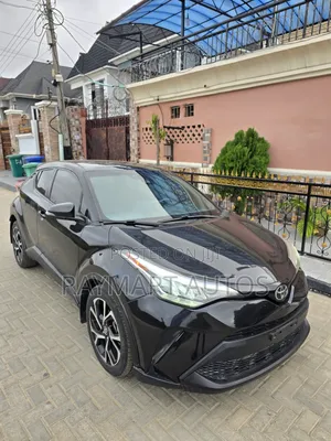 Toyota C-HR XLE FWD 2020 Black