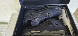 Jordan 4 Black Cat.