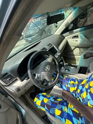 Toyota Camry 2010