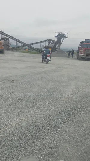 High Quality Black Stone and Chippings