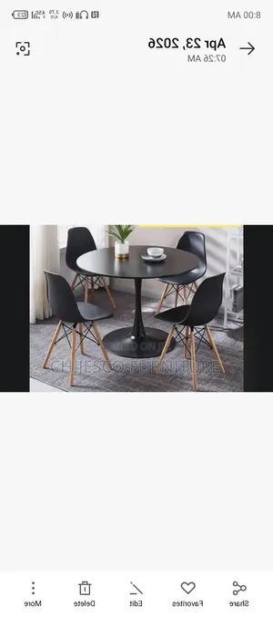 Set of Restaurant Table 4 Plastic Chairs