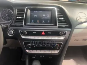 Hyundai Sonata 2018 Red