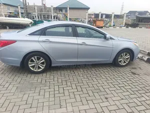 Hyundai Sonata 2012 Blue