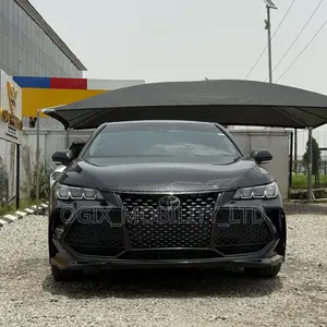 Toyota Avalon 2022 Black