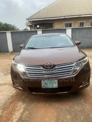 Toyota Venza AWD 2010 Brown