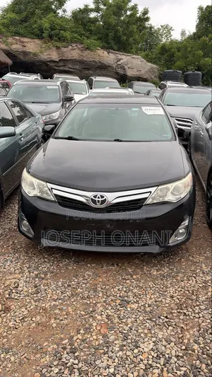 Toyota Camry XLE V6 4dr Sedan (3.5L 6cyl 6A) 2012 Black