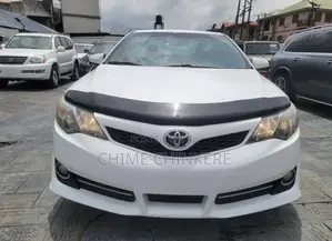Toyota Camry SE 4dr Sedan (2.5L 4cyl 6A) 2012 White