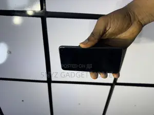 Samsung Galaxy S10e 128 GB Black