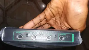 4+4 Chanels in-Ear/Headphone Amp